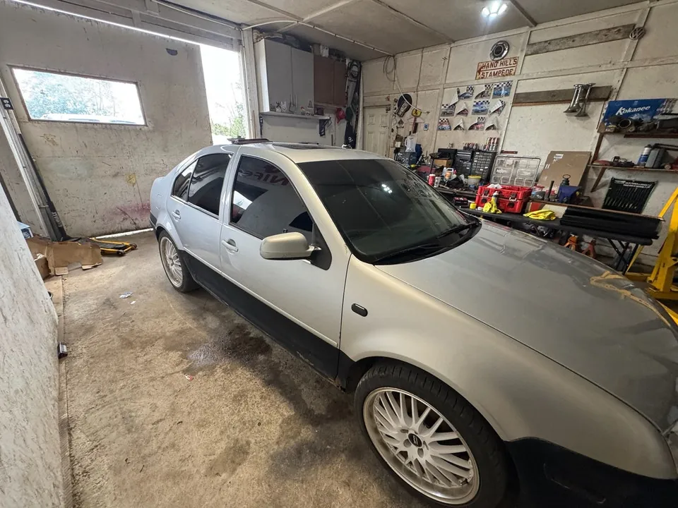 Volkswagen Jetta 2002 photo 3