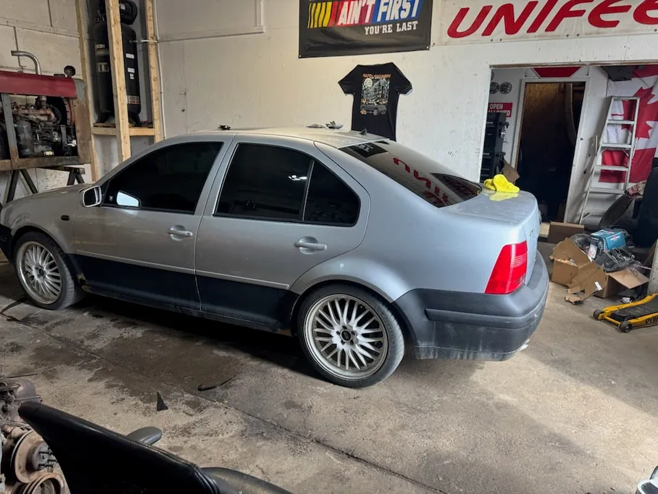 Volkswagen Jetta 2002 photo 2