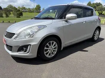 Suzuki Swift 2014 photo 3