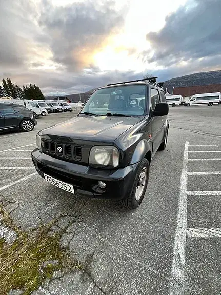 Suzuki Jimny 2000 photo 2