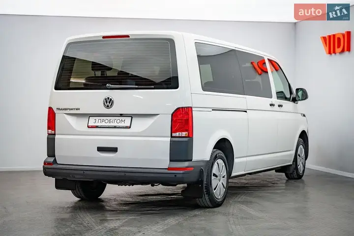 Volkswagen Transporter 2021 photo 3