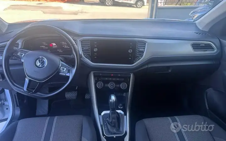 Volkswagen T-Roc 2021 photo 3