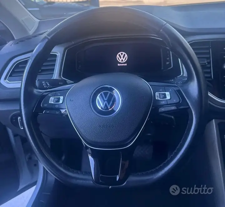 Volkswagen T-Roc 2021 photo 4