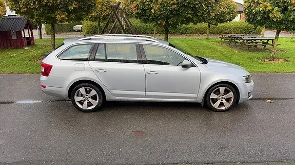 Skoda Octavia 2015 photo 4
