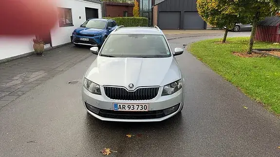 Skoda Octavia 2015 photo 2