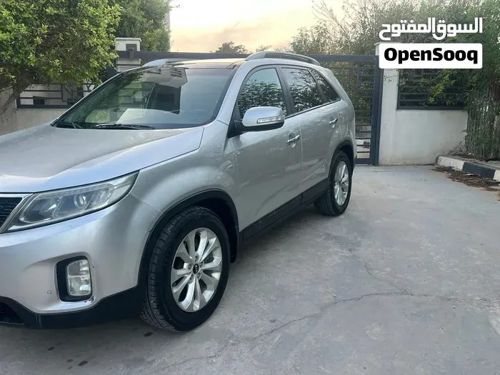 Kia Sorento 2015 photo 2