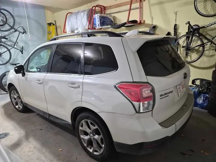 Subaru Forester 2017 photo 2
