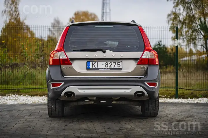 Volvo Xc70 2011 photo 5