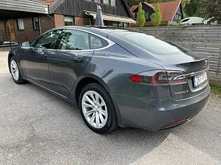 Tesla Model S 2018 photo 2