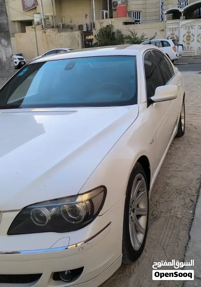 BMW 7 Series 2007 photo 2