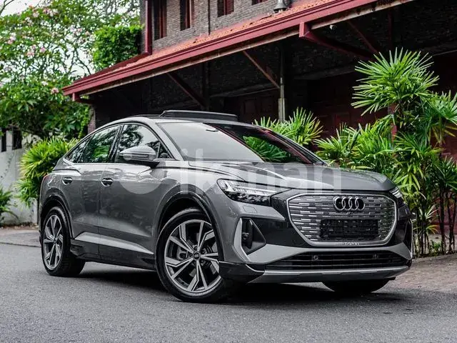 Audi Q4