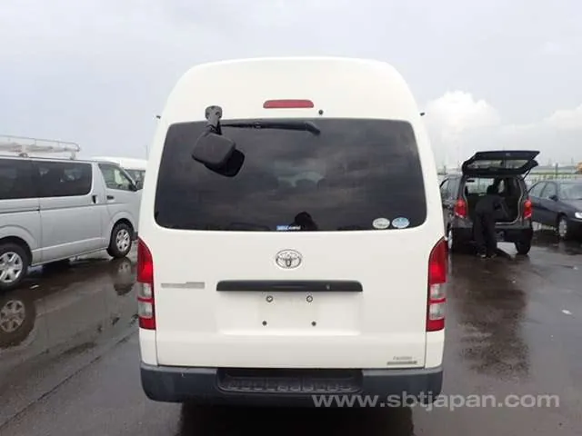 Toyota Regiusace Van 2015 photo 5