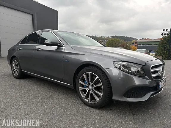 Mercedes-Benz Eklasse 2017 photo 2