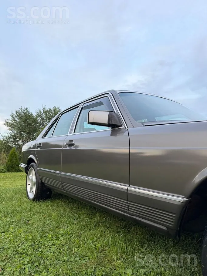 Mercedes-Benz S280 1983 photo 5