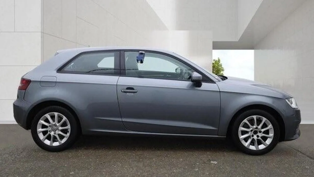 Audi A3 2014 photo 4