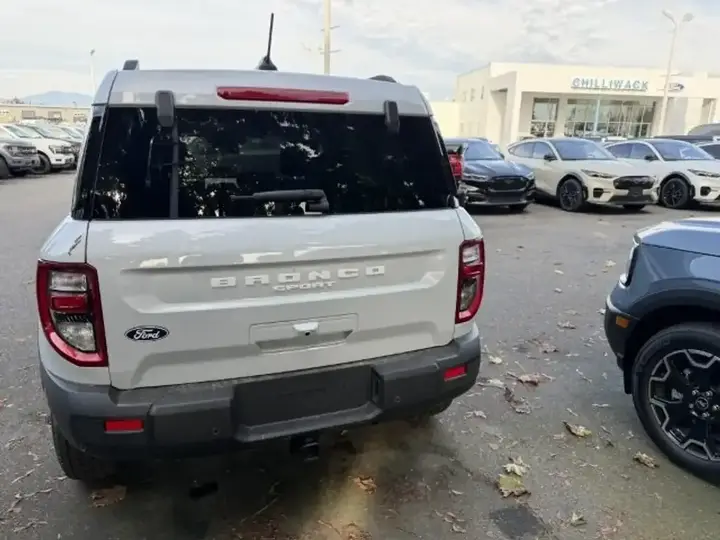 Ford Bronco Sport 2026 photo 4