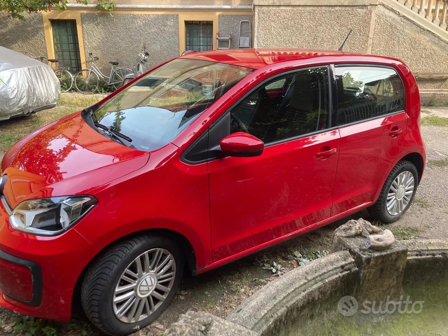 Volkswagen Up