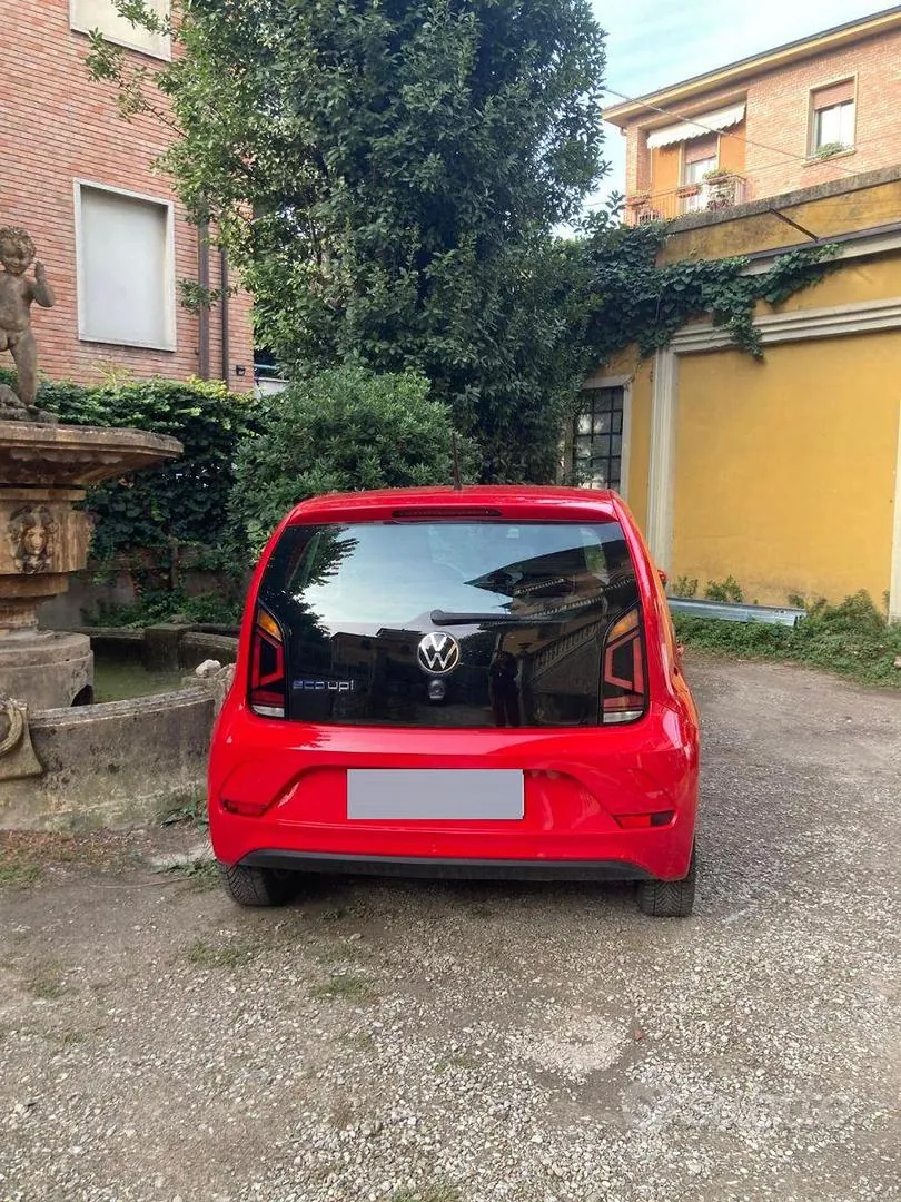 Volkswagen Up 2021 photo 4