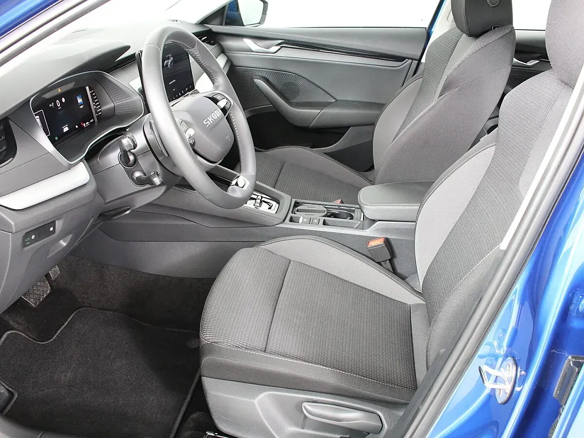 Skoda Octavia 2025 photo 3