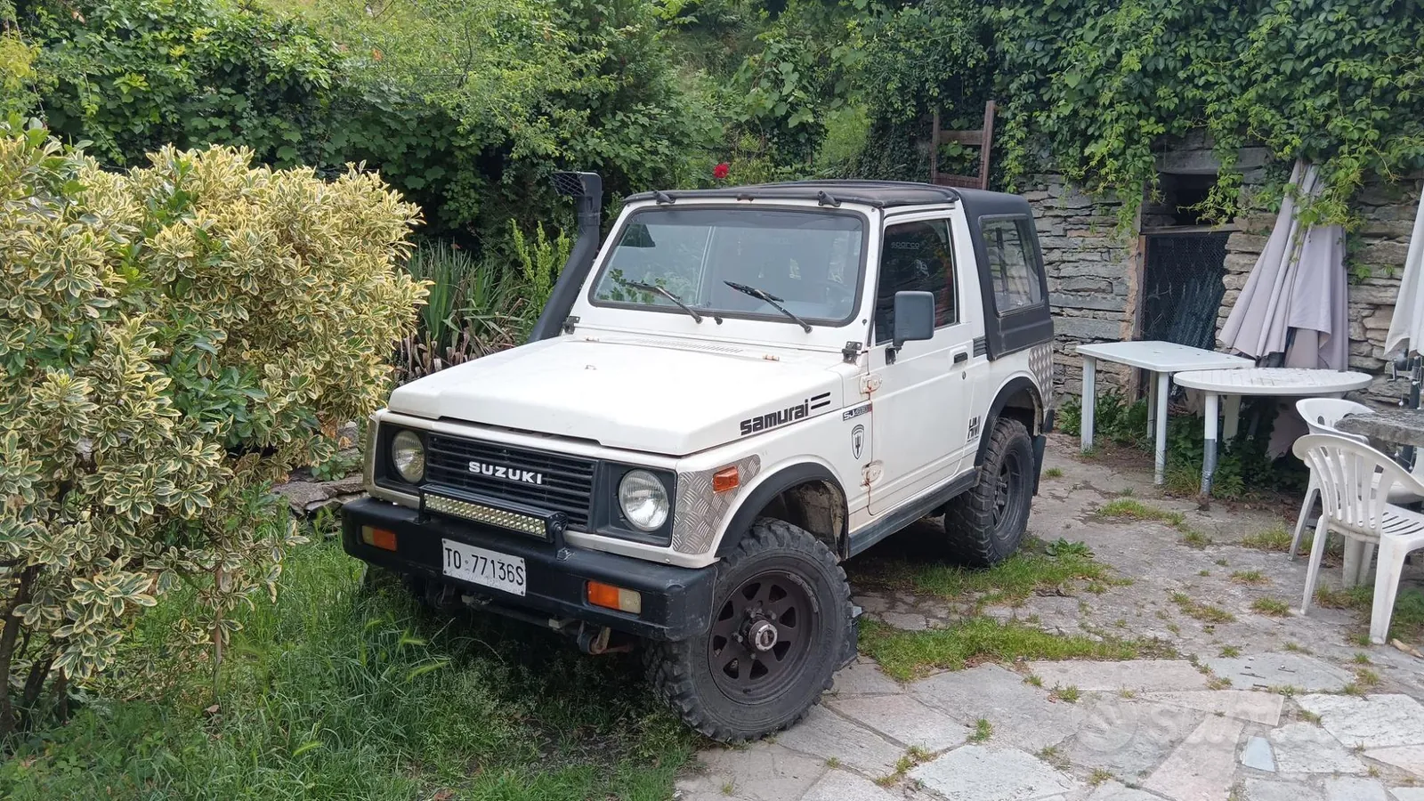 Suzuki Samurai