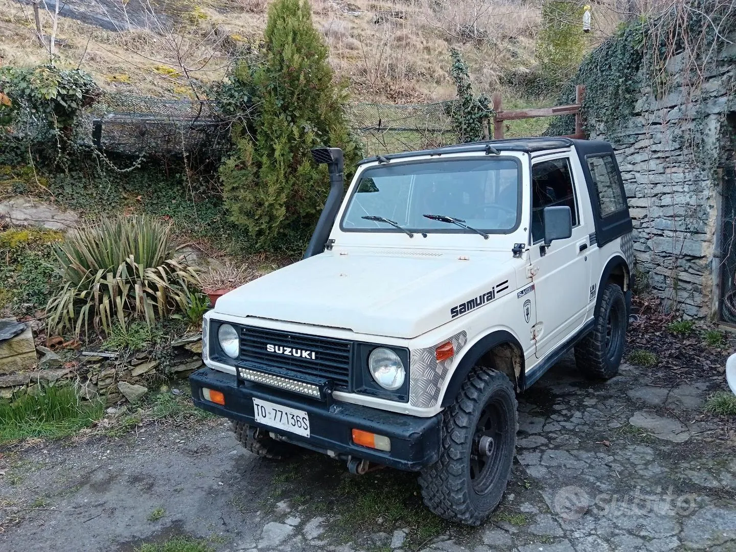 Suzuki Samurai 1989 photo 5