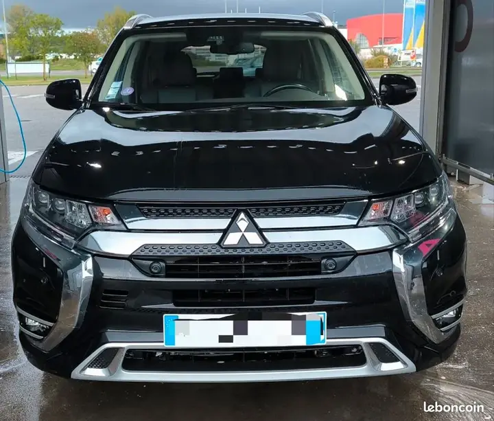 Mitsubishi Outlander 2020 photo 3