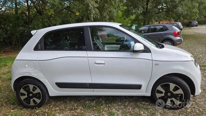 Renault Twingo 2016 photo 2