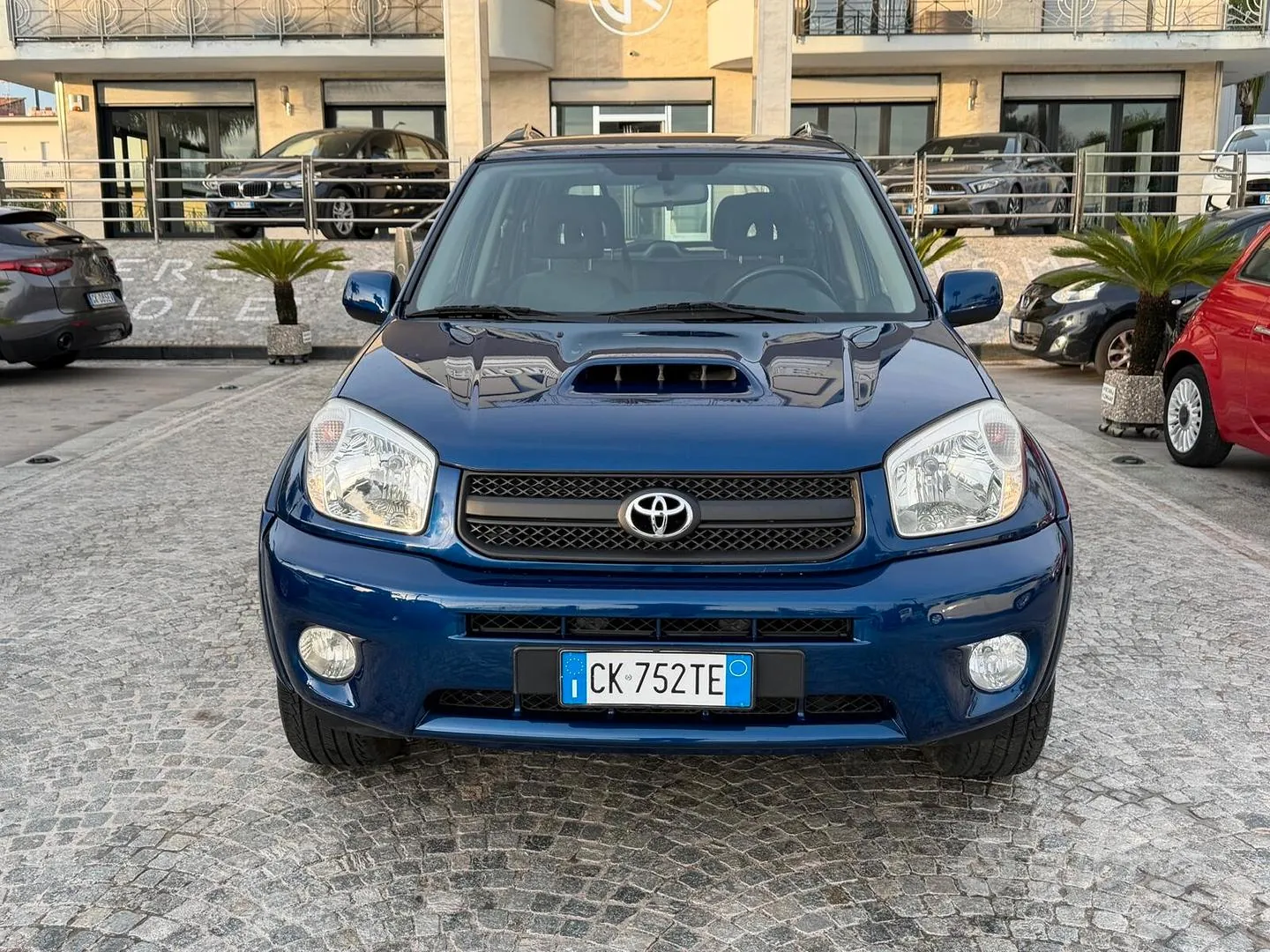 Toyota Rav4 2004 photo 2