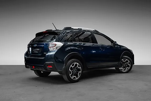 Subaru Xv 2017 photo 2