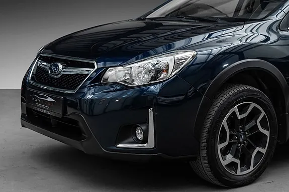 Subaru Xv 2017 photo 3
