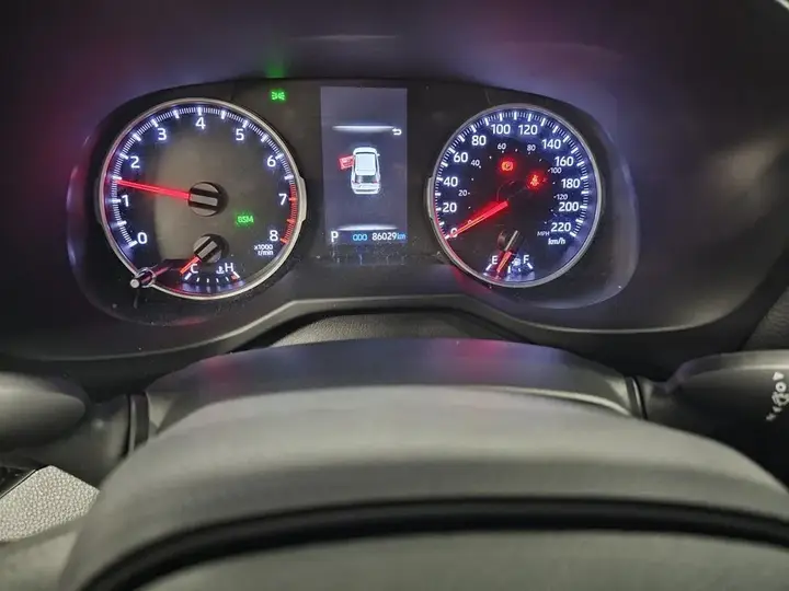 Toyota Rav4 2022 photo 4