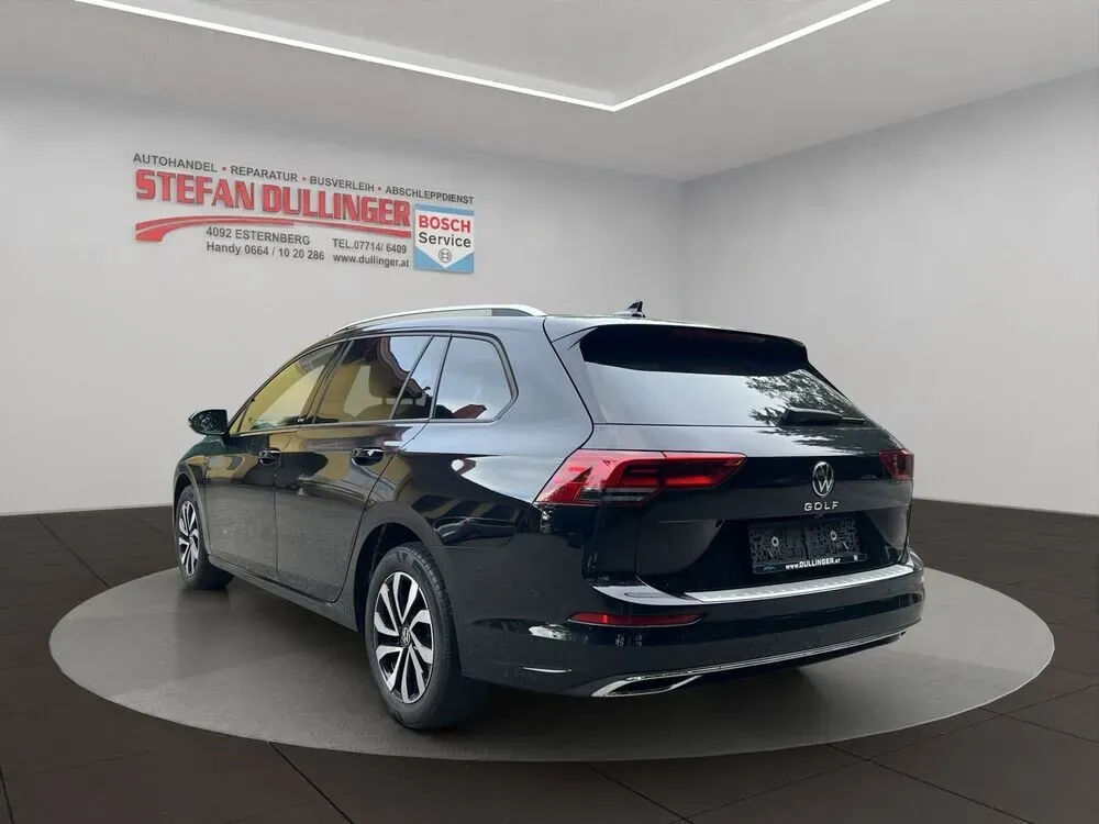 Volkswagen Golf 2022 photo 3