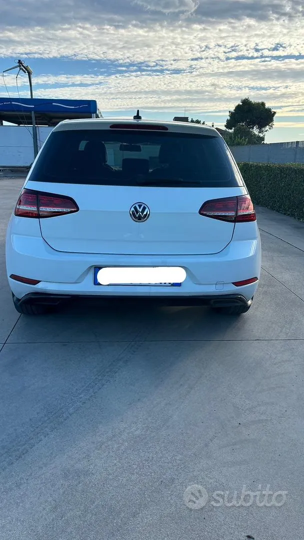Volkswagen Golf 2013 photo 2