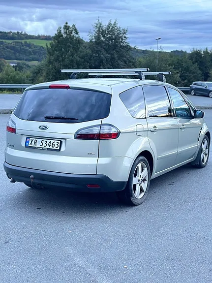 Ford S-Max 2009 photo 5
