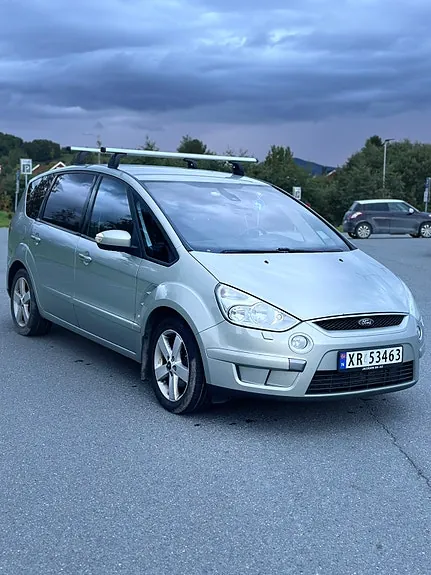 Ford S-Max 2009 photo 3