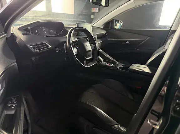 Peugeot 3008 2017 photo 5
