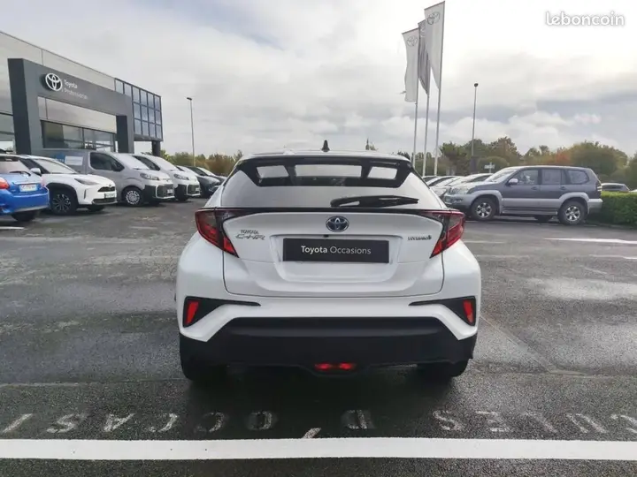Toyota C-Hr 2023 photo 5