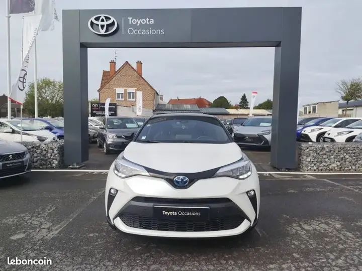 Toyota C-Hr 2023 photo 4