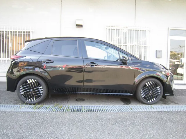 Nissan Note Aura
