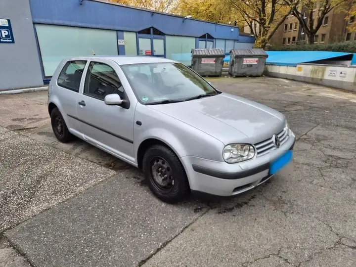 Volkswagen Golf 4