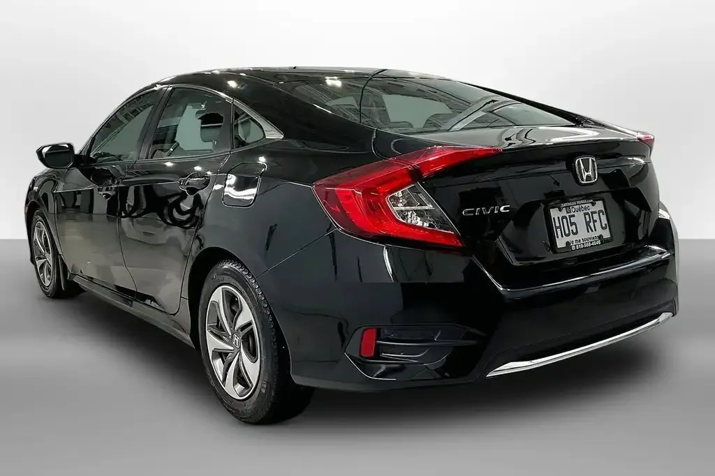 Honda Civic 2019 photo 4