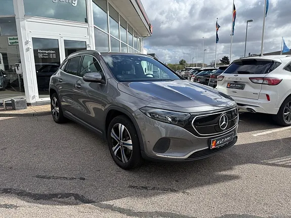Mercedes-Benz Eqa250