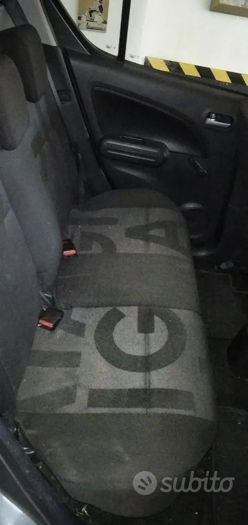 Opel Agila