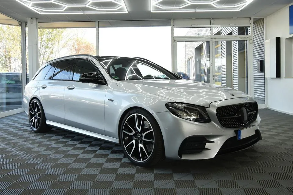 Mercedes-Benz E43 Amg