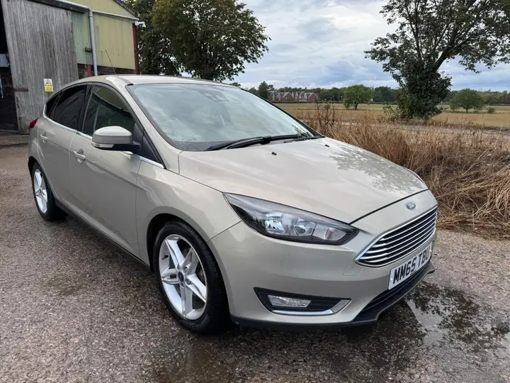 Ford Focus 2015 photo 4