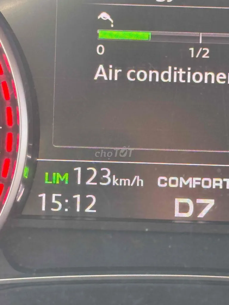 Audi Q7 2016 photo 3