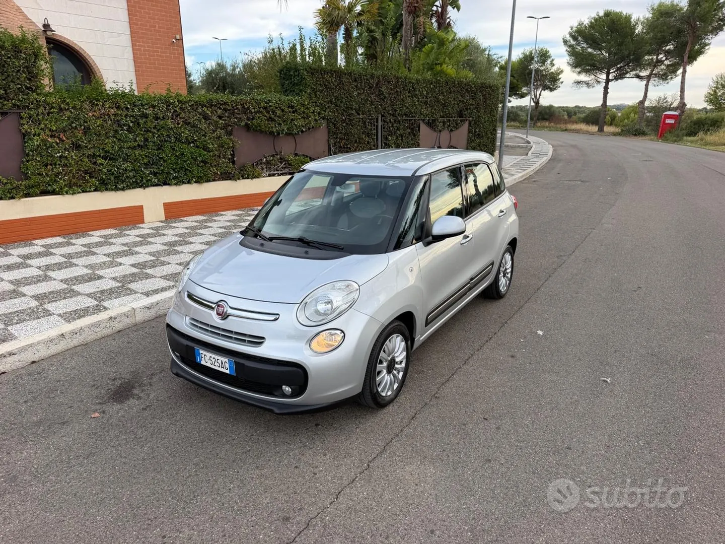 Fiat 500L 2015 photo 4