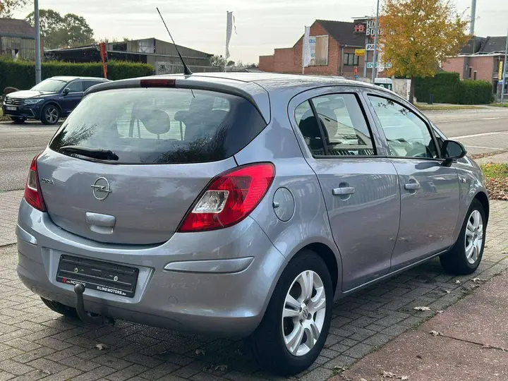 Opel Corsa 2009 photo 4
