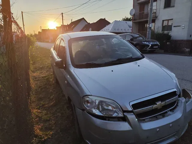 Chevrolet Aveo 2009 photo 3