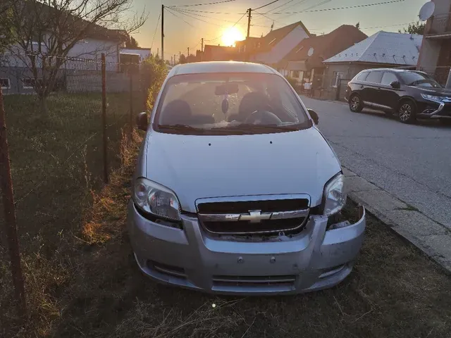 Chevrolet Aveo 2009 photo 4